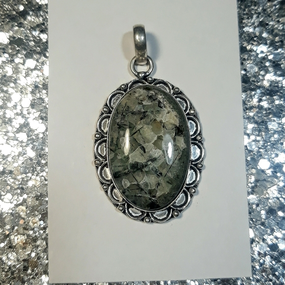 Dentritc Agate cabochon - Picture 2 of 7